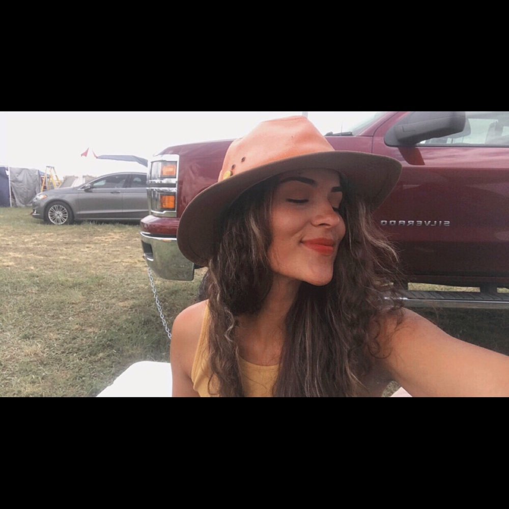 Meet your Posher, Braxton